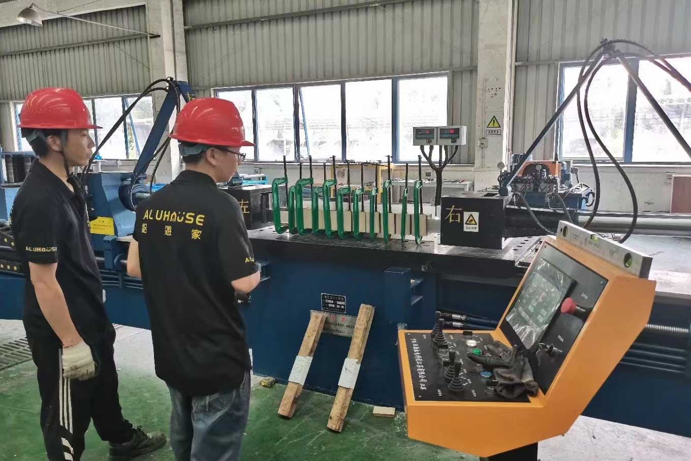 Pbf Machine PBF-C Stretch Forming Machines - BIT