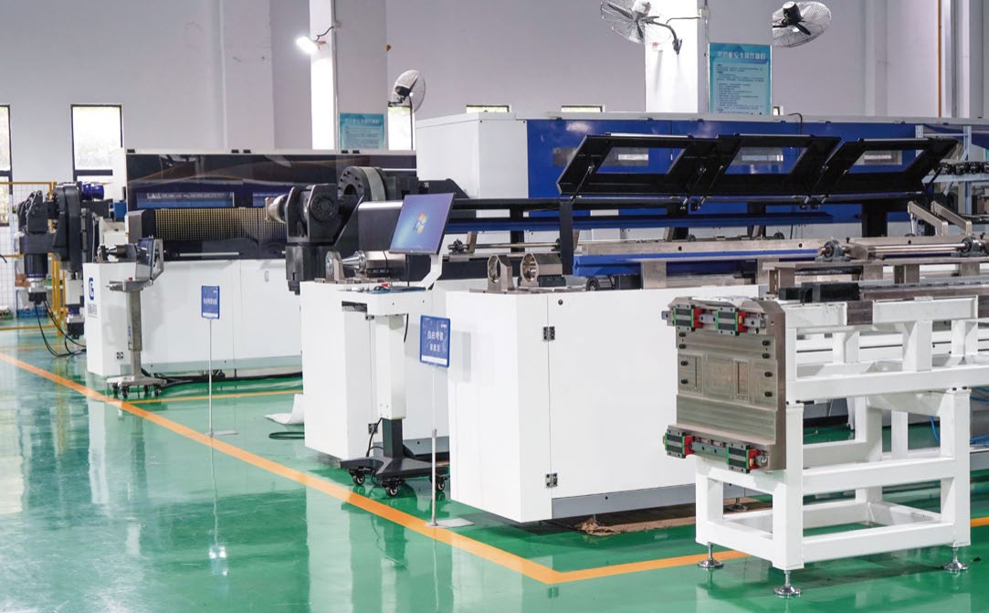 Freeform Bending Machine - BIT
